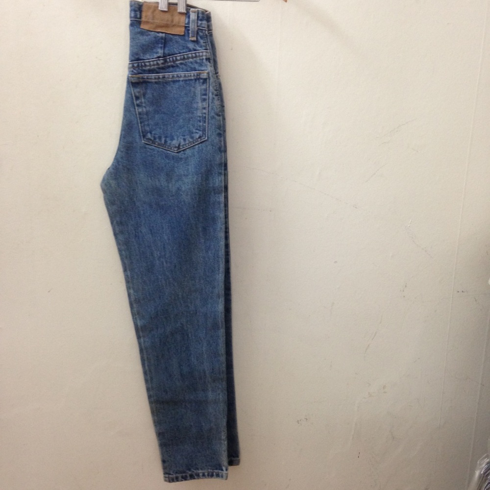 Express high waisted blues jean size 24